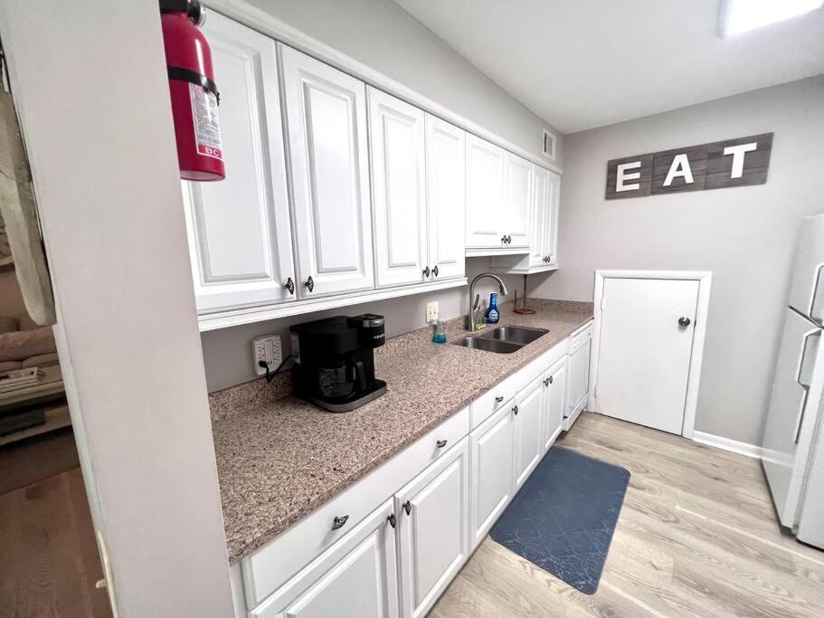 New Pics! Harbour Town 3Br/3Ba - Pool Access - Book Now Villa Hilton Head Island Exterior foto